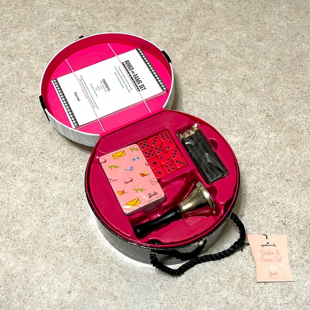 BNWT HALLMARK 45th ANNIVERSARY BARBIE BUNKO & GAME SET 2004